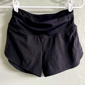 Lululemon Speed Up Mid-rise Lined Short 4”, size 2